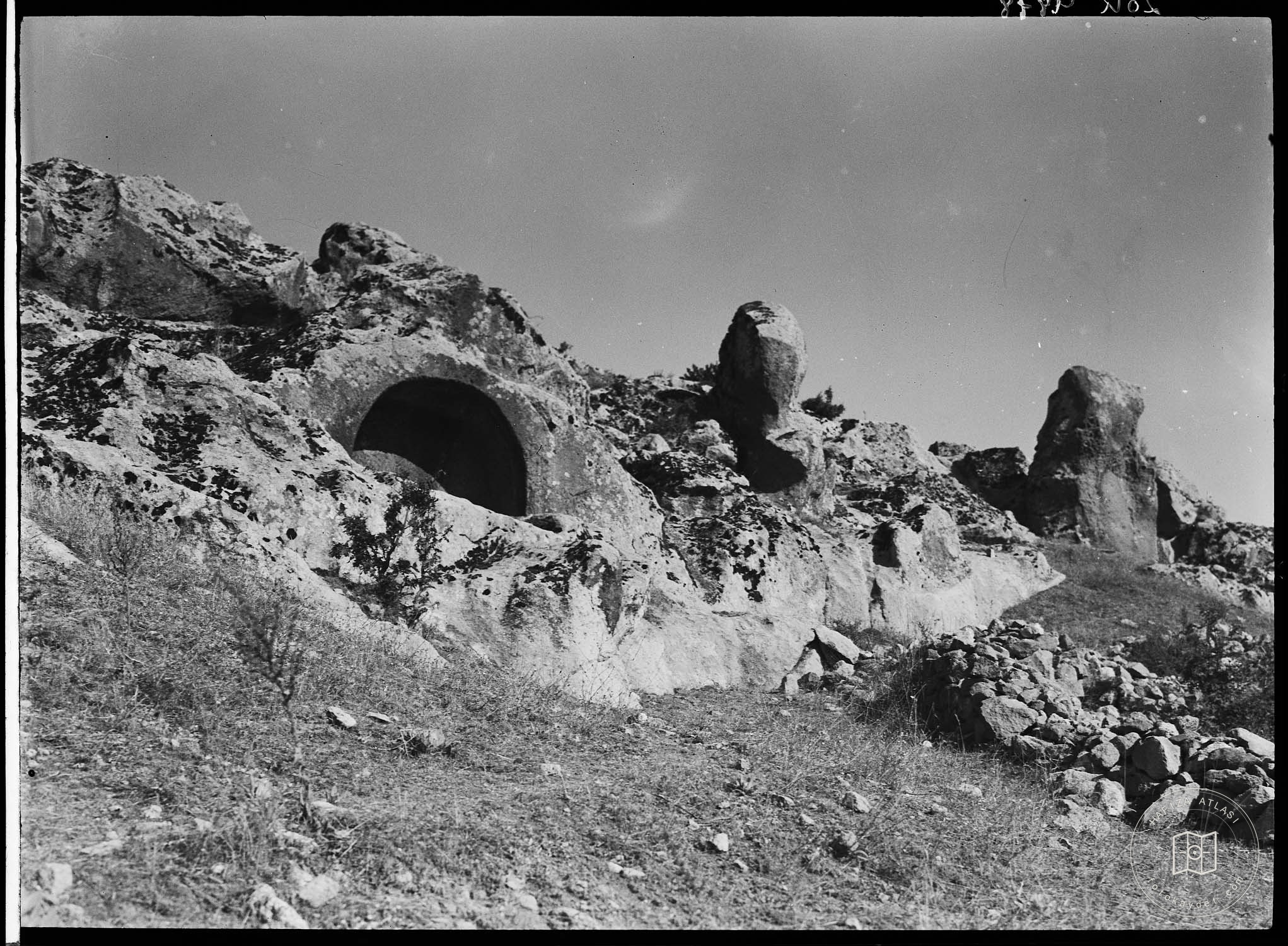 Midas City Acropolu; Northeast Tombs