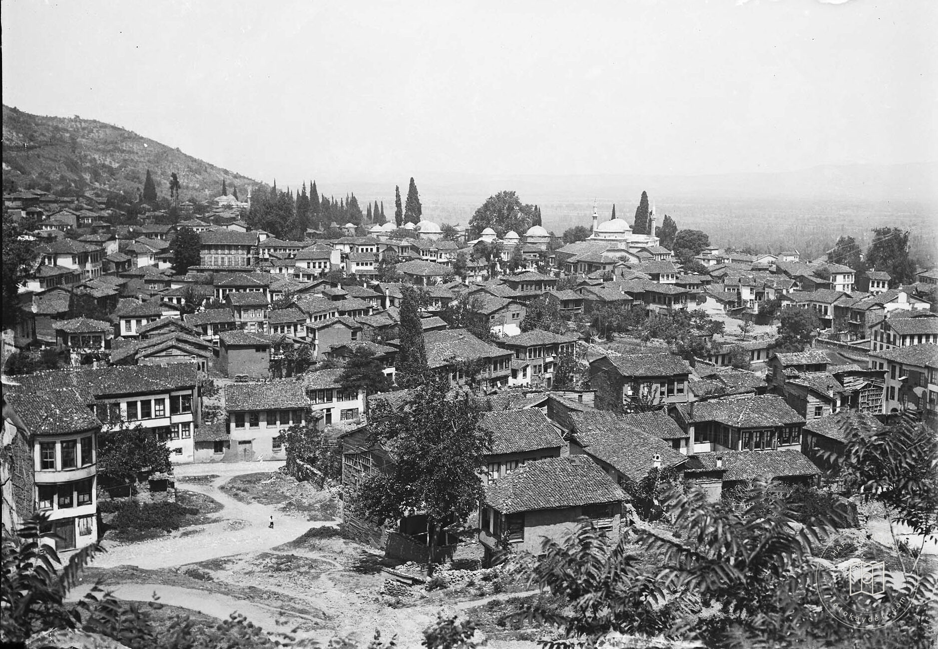 Bursa Muradiye Ashliyesi and Bursa Houses