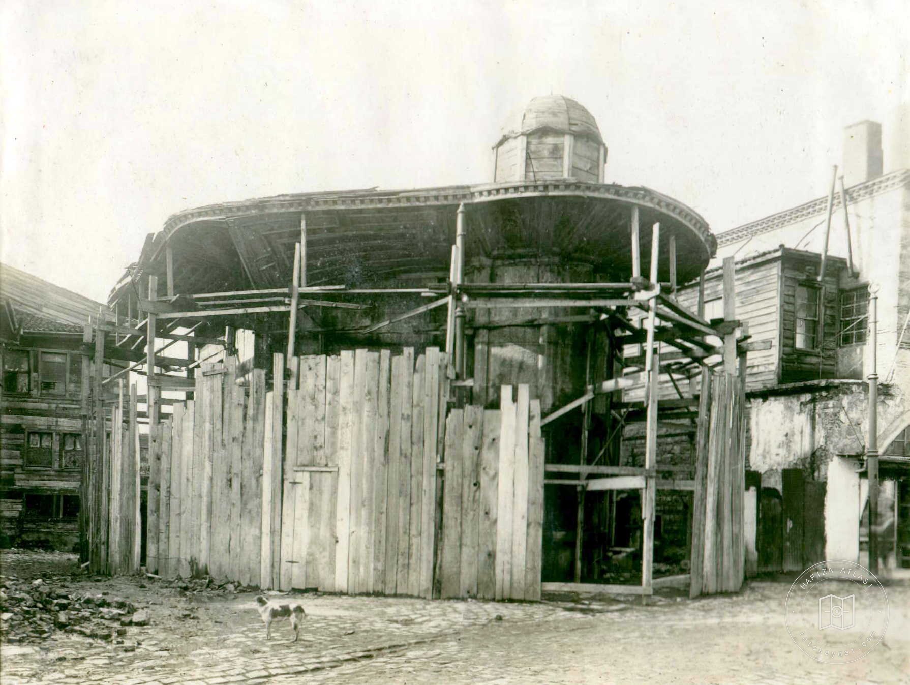 Saliha Sultan Sebili and Fountain