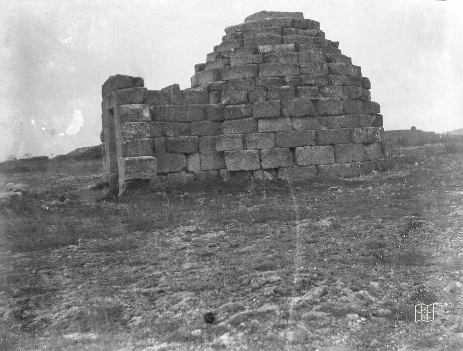 Kırklareli’deki Tholos Tipi Mezar