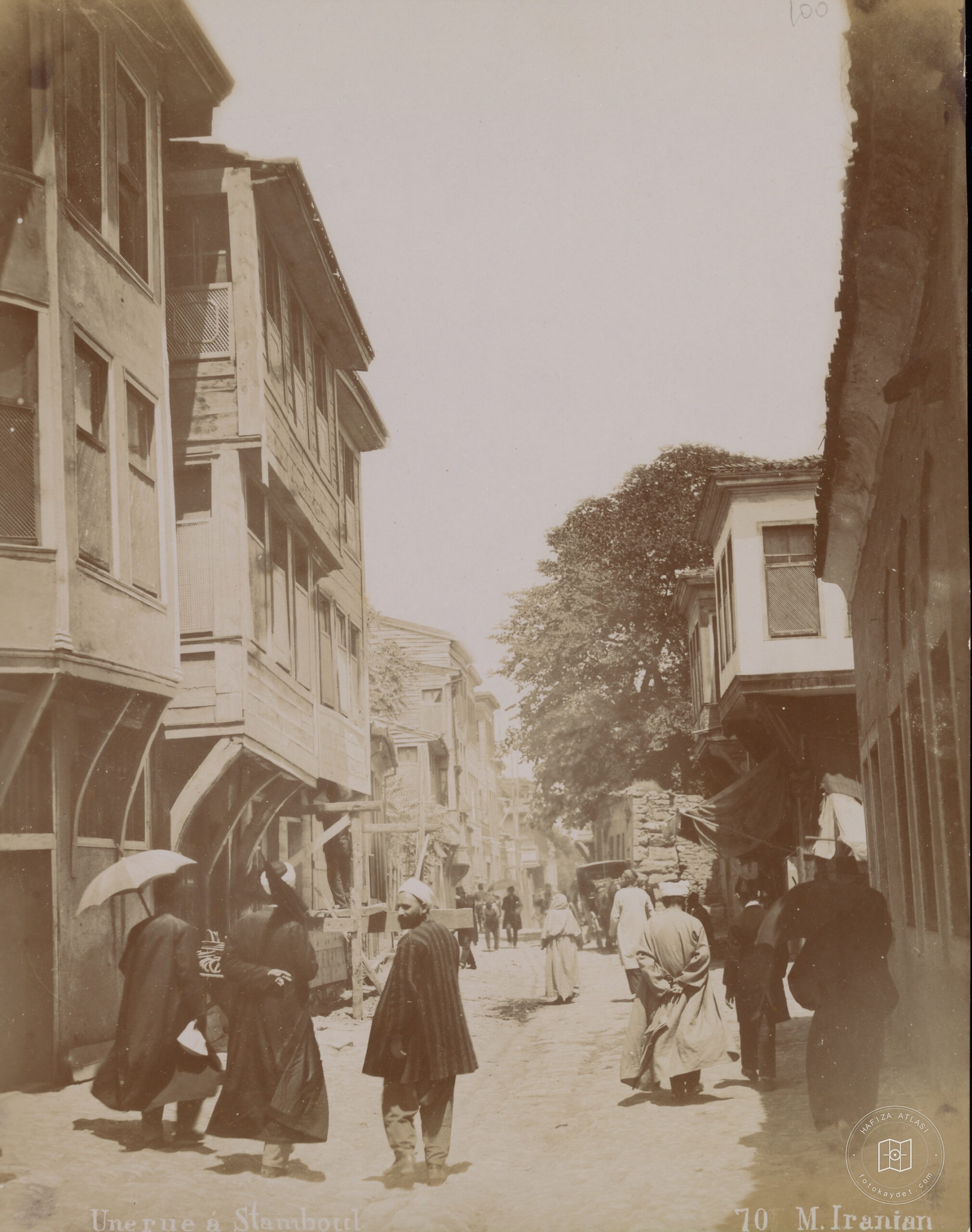 İstanbul’da Bir Sokak Görünümü
