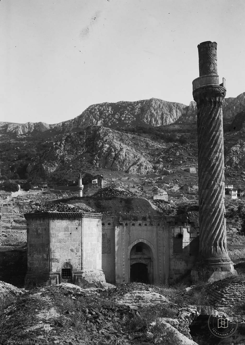 Stonehan Made from Minare Mosque