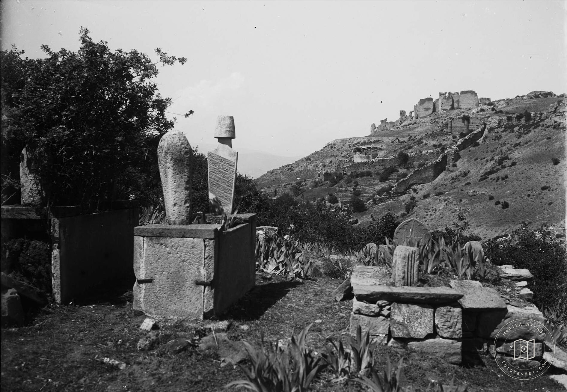 Melik Gazi Tomb Near Niksar Castle