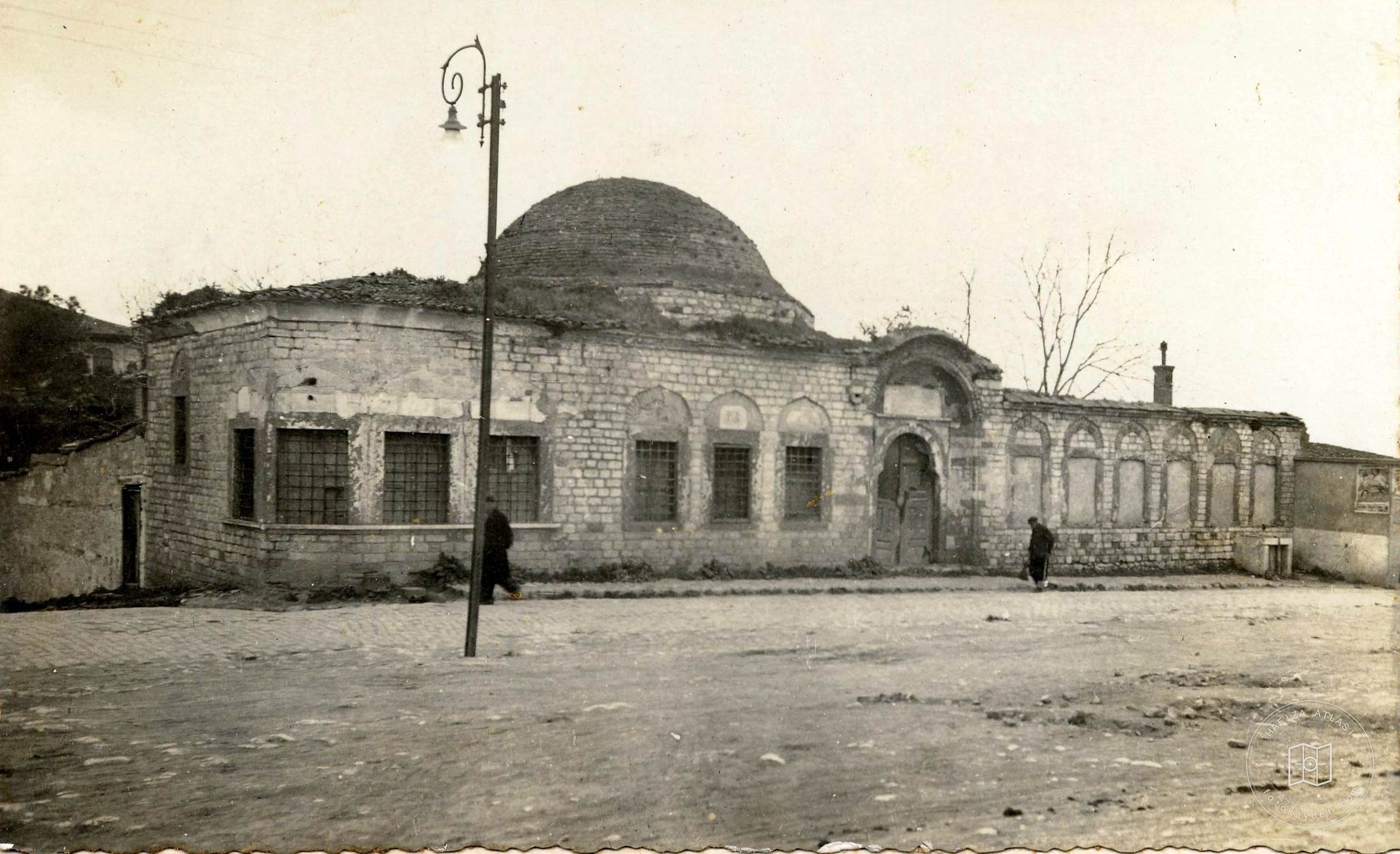 Benlizade Ahmet Reşid Efendi Türbesi