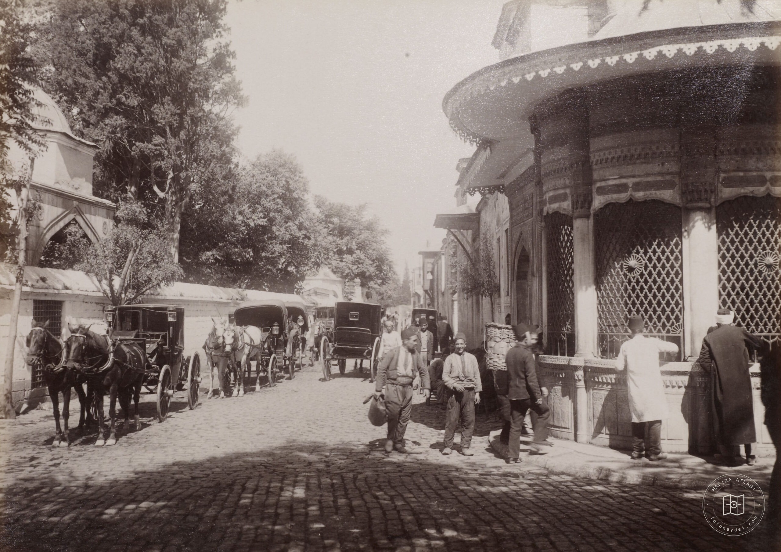 Damat Ibrahim Pasha Sebili Front Horse Cars