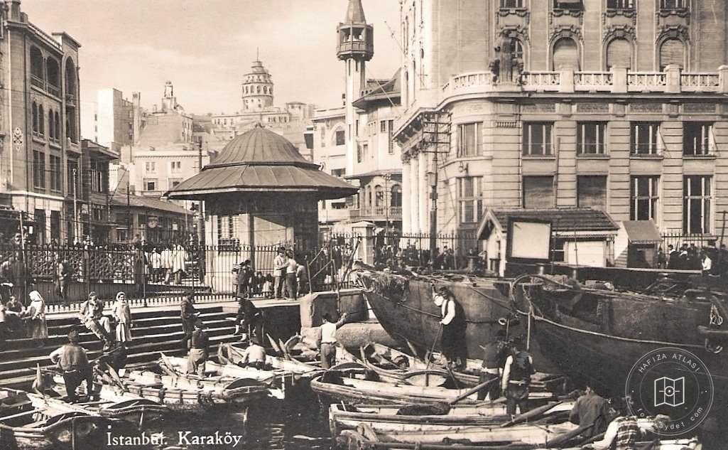 Galata Bridge and Müruriye Gişesi