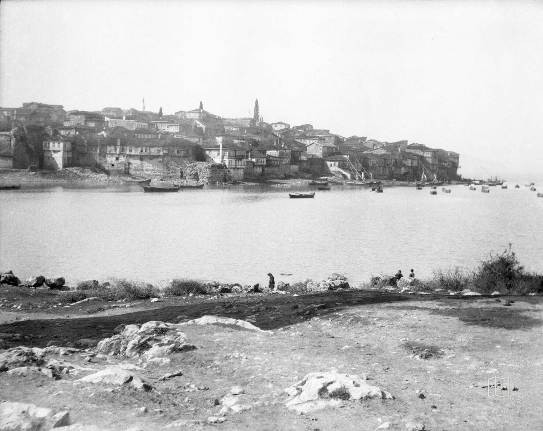 Gölyazı, Ulubat Gölü