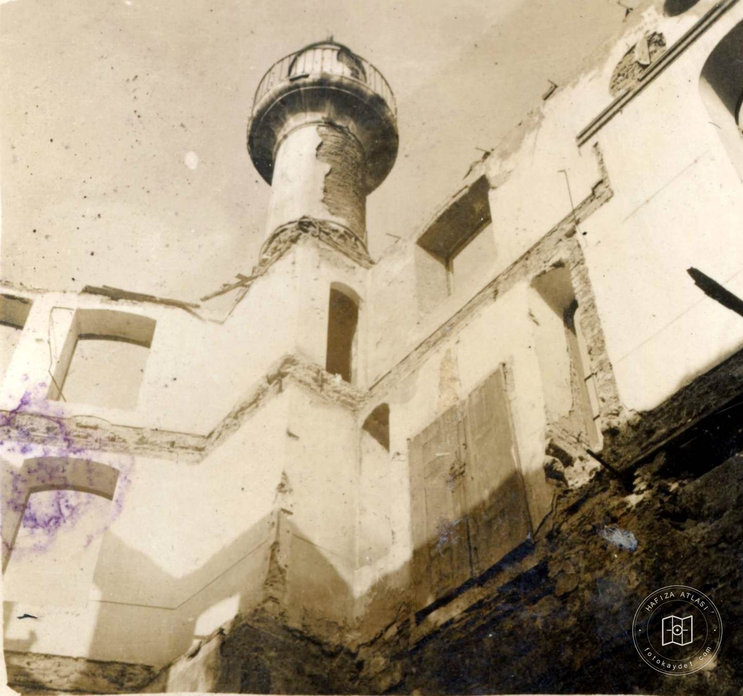 Tomtom Captain Mosque