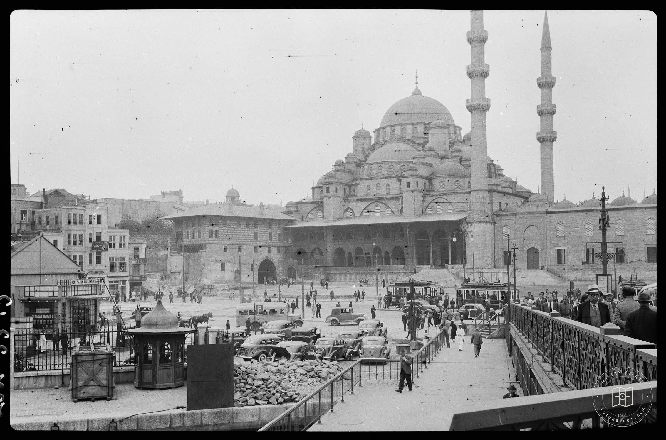 New Mosque and Eminönü