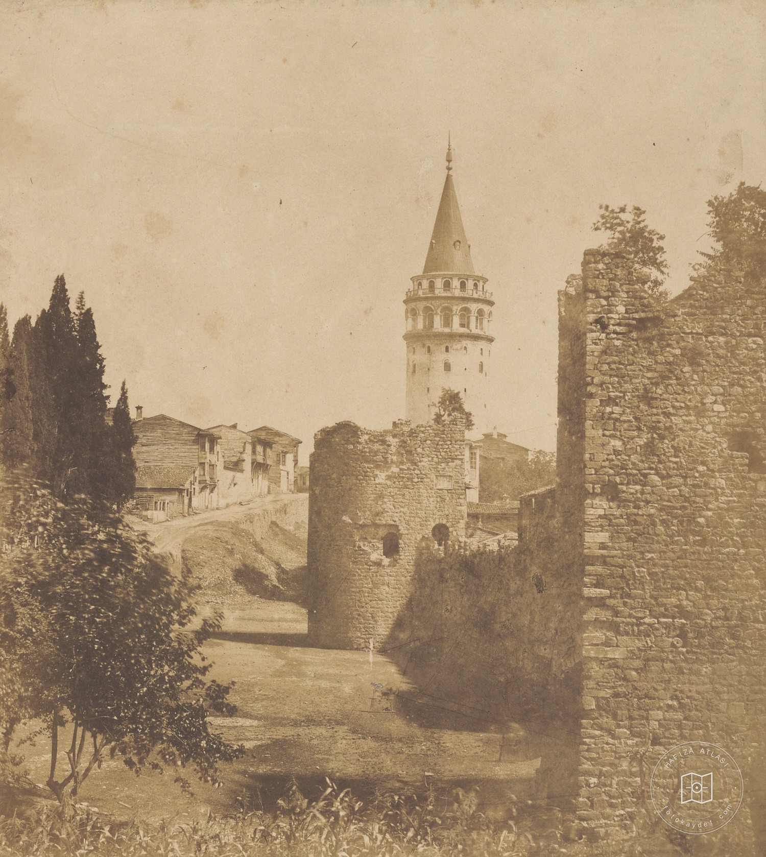 Galata Kulesi ve Surları