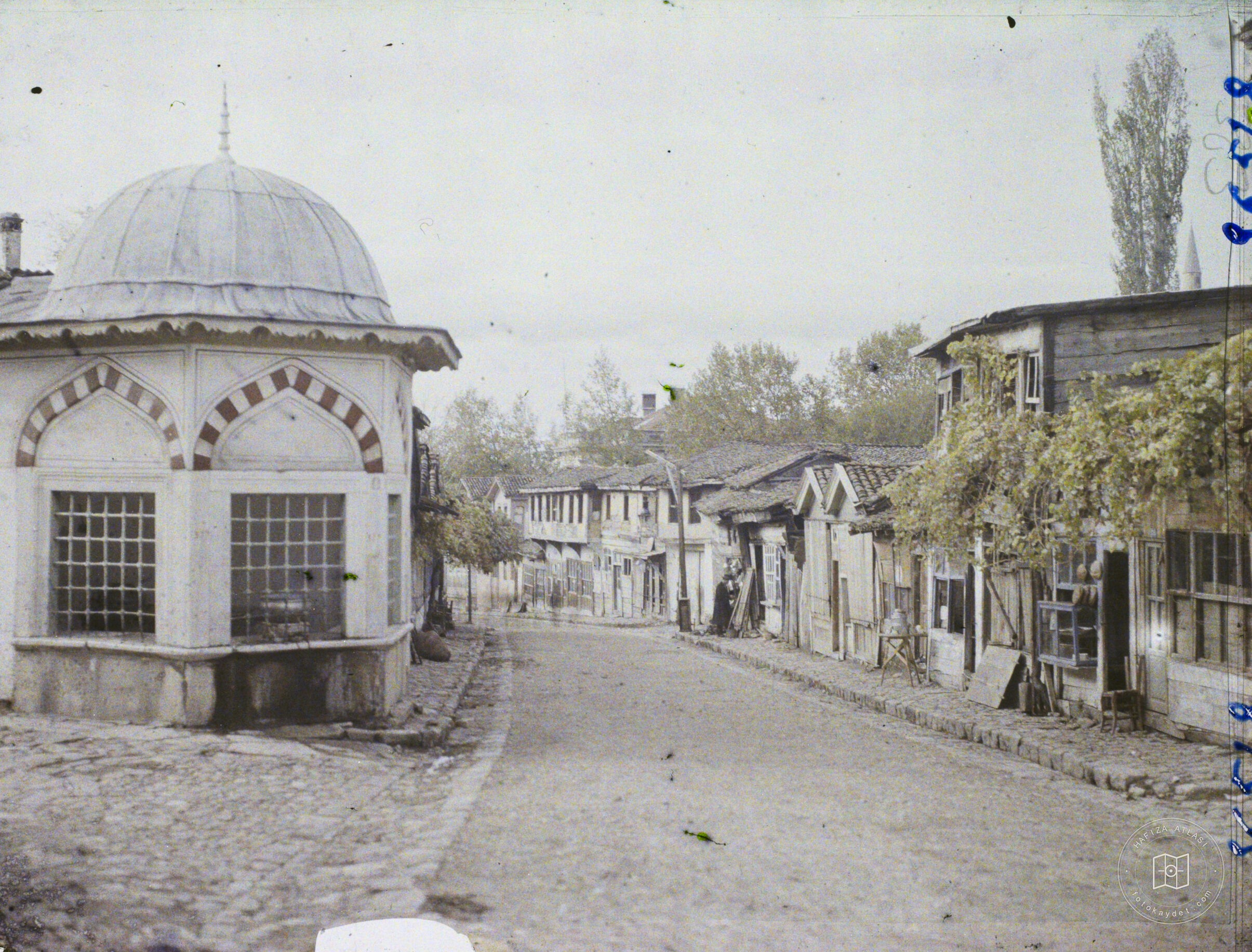 Selimiye Sebili and Mimar Sinan Avenue