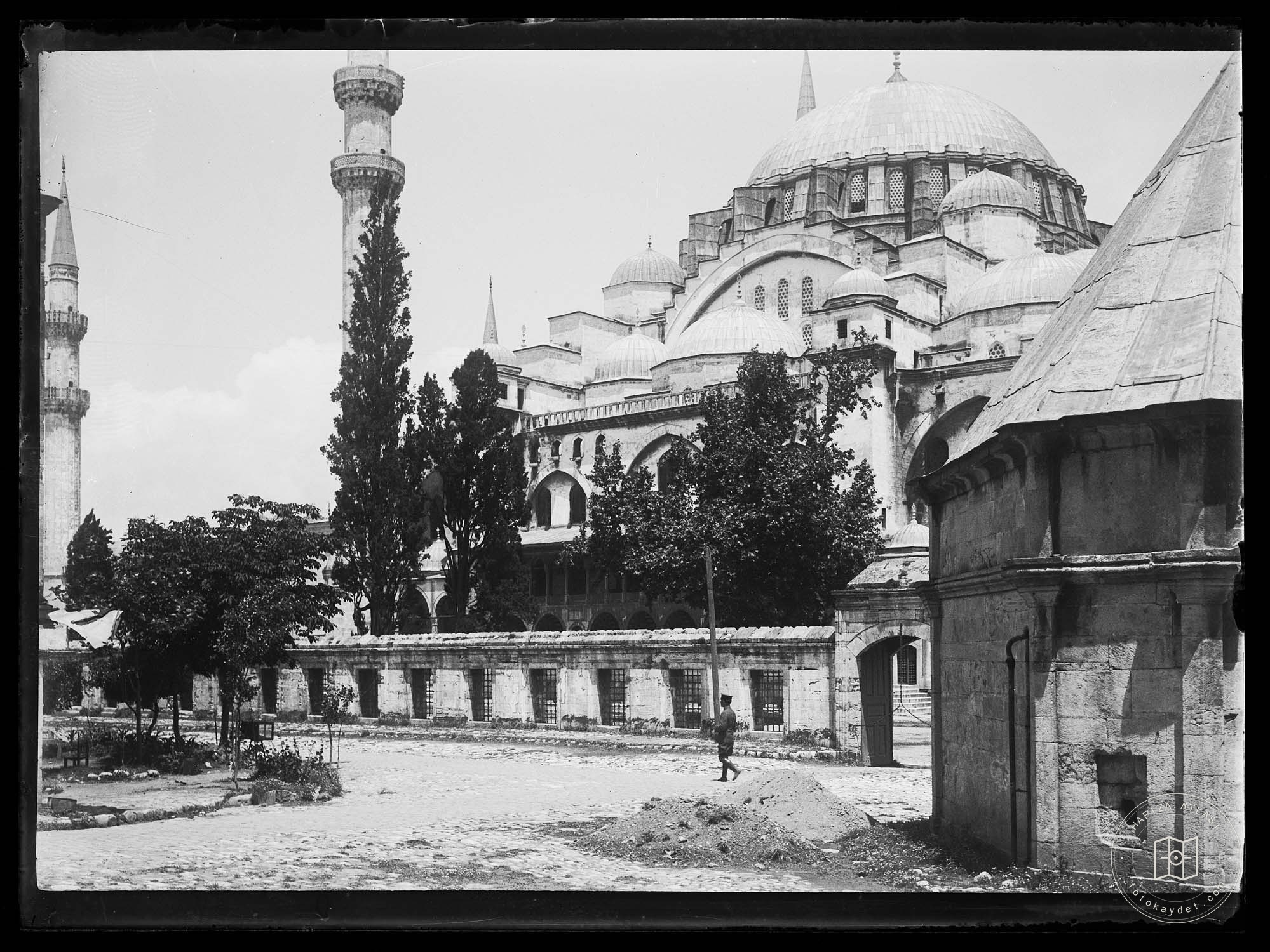 Süleymaniye Mosque and Tent Fountain