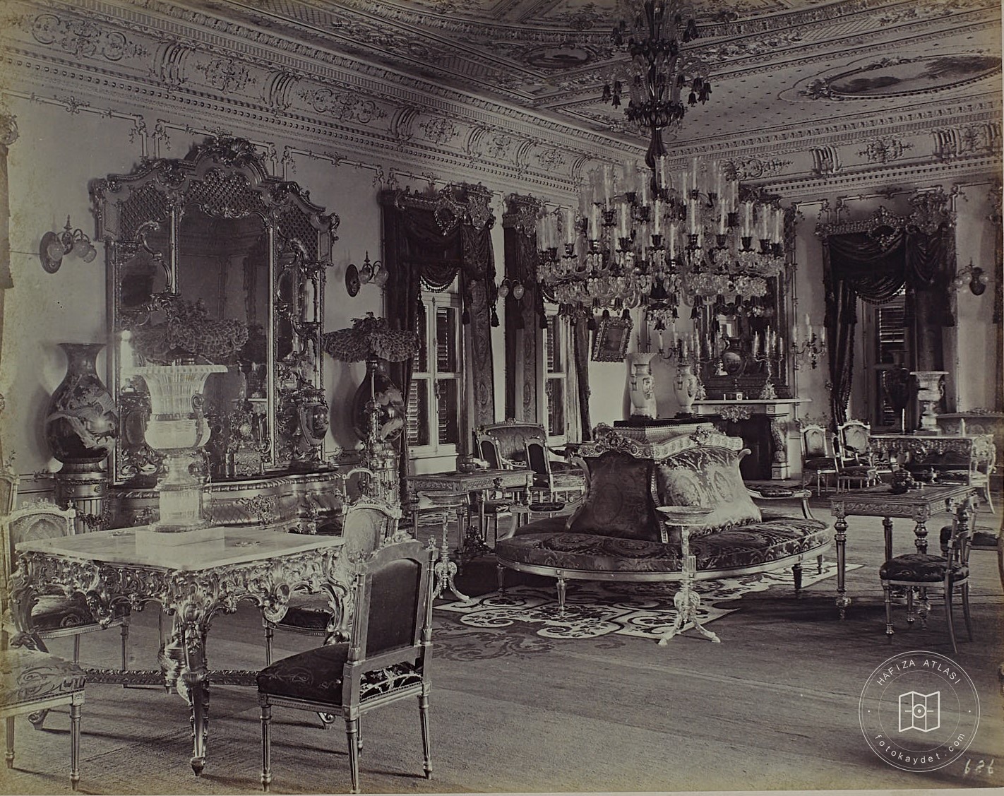 Yıldız Palace Şale Kasrı’nda Old Daire’de Üst Kat Büyük Salonu