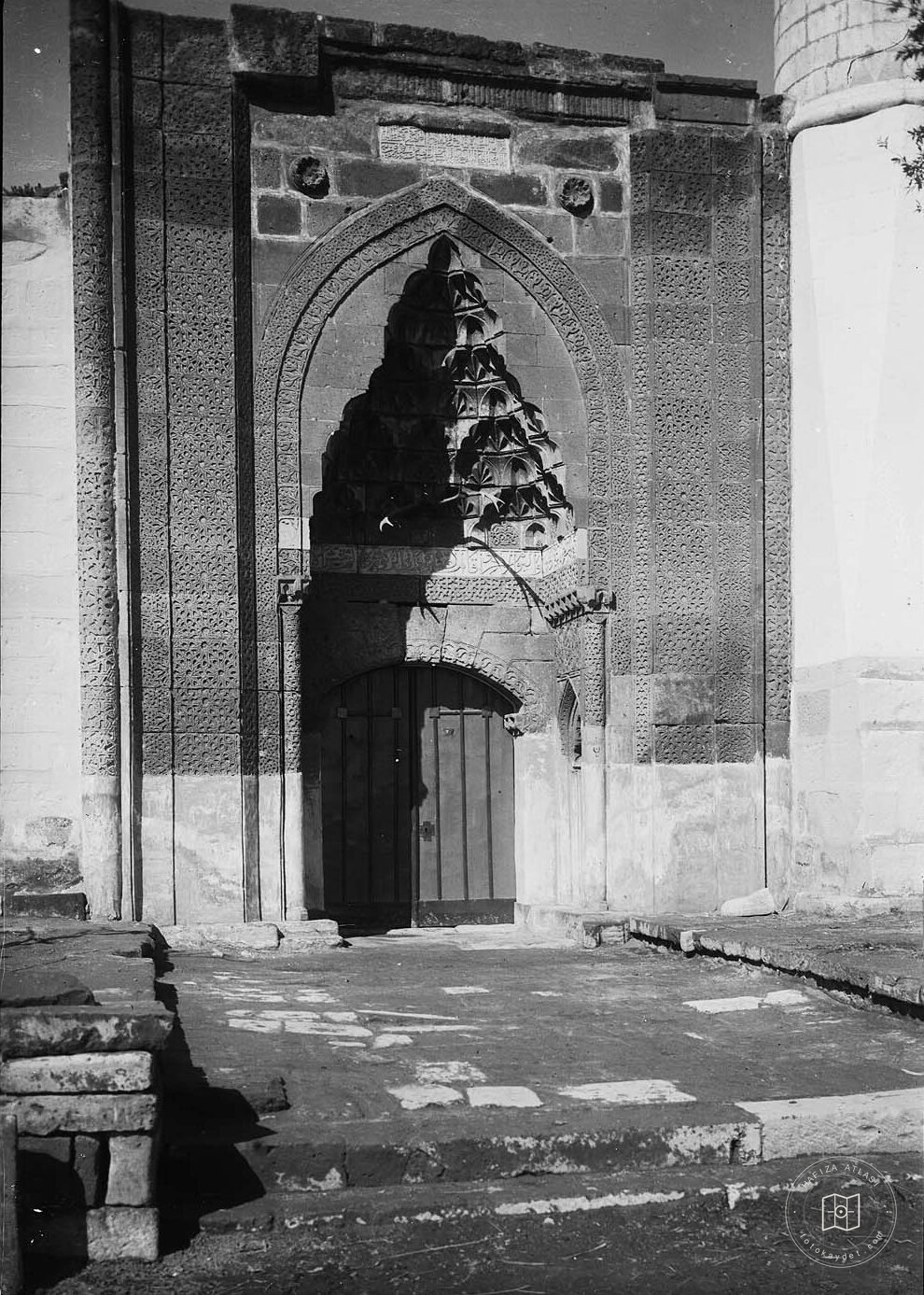 Hacı Kılıç Camii Giriş Kapısı