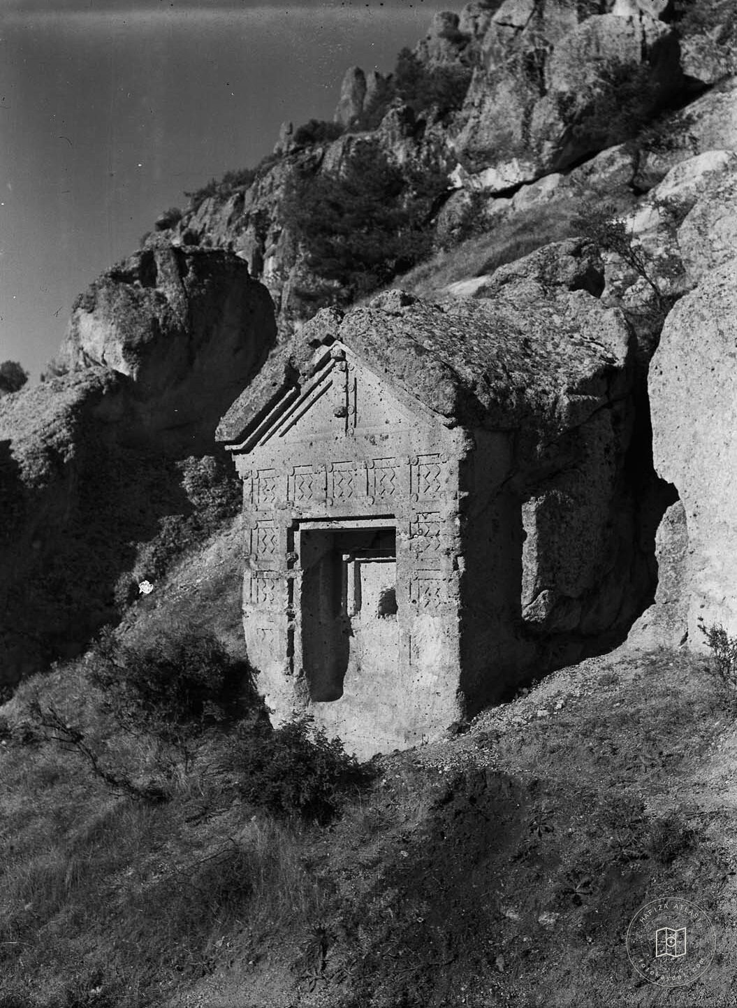 Horror Monument