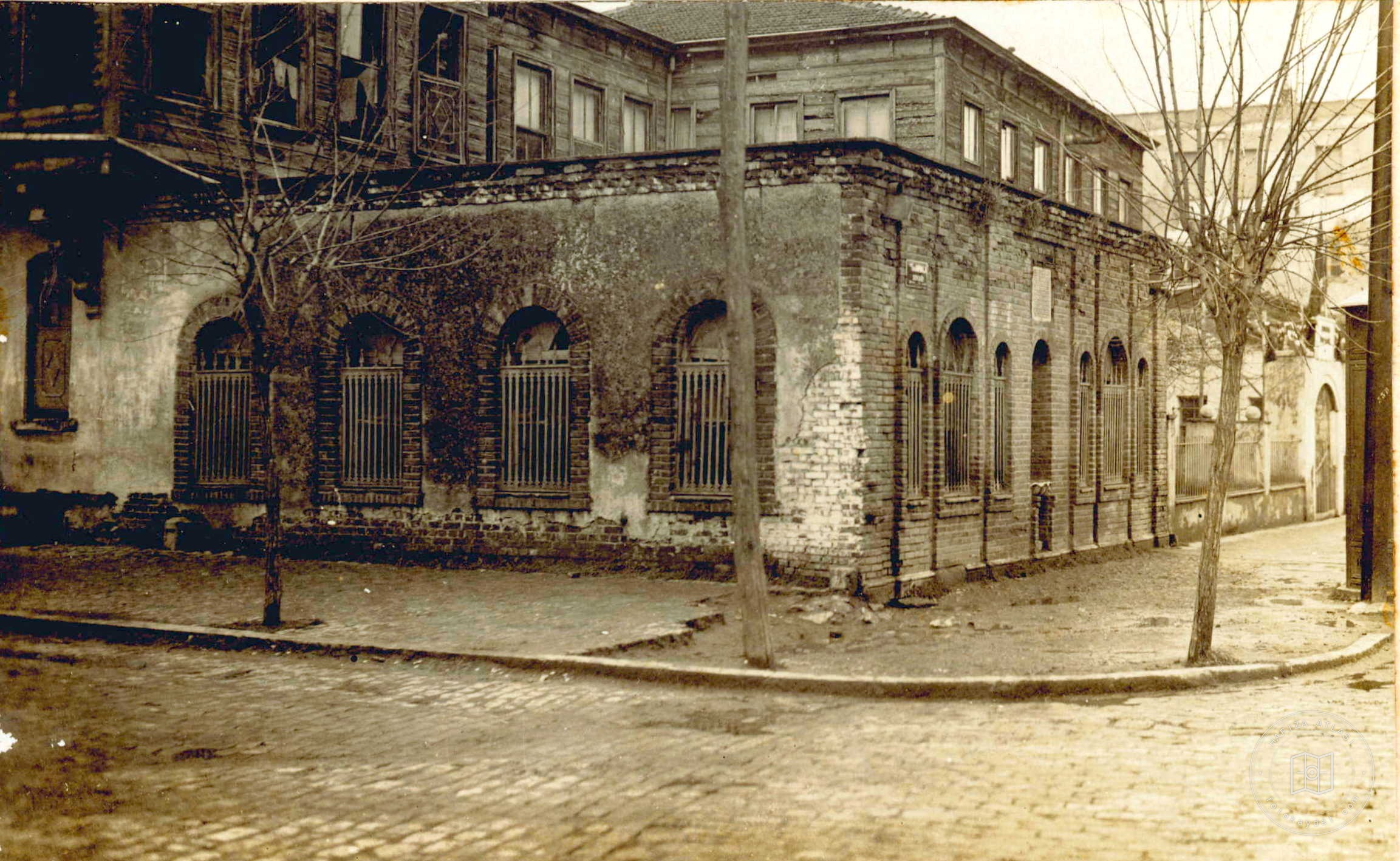 Turabi Baba Tekke ve Türbesi