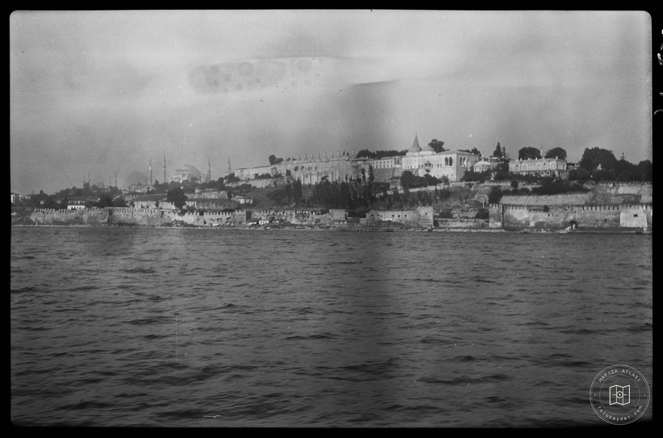 Sarayburnu from sea