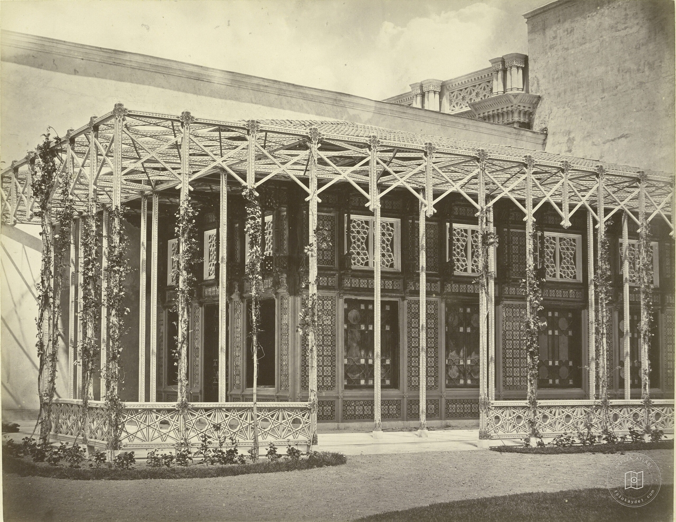 Çırağan Palace Coffee Kiosk