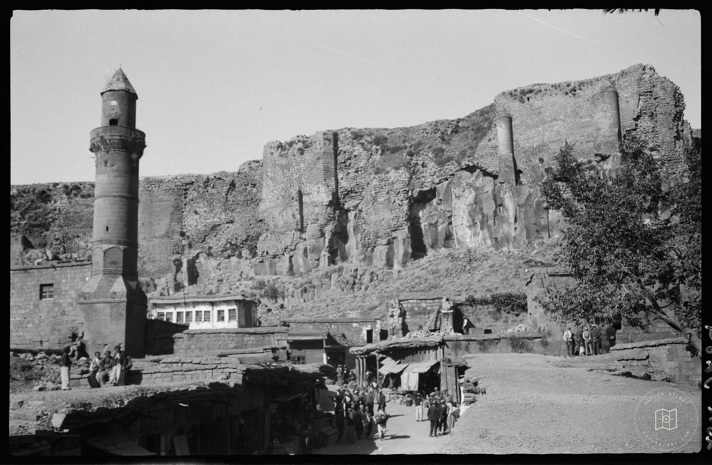 Bitlis Square Mosque