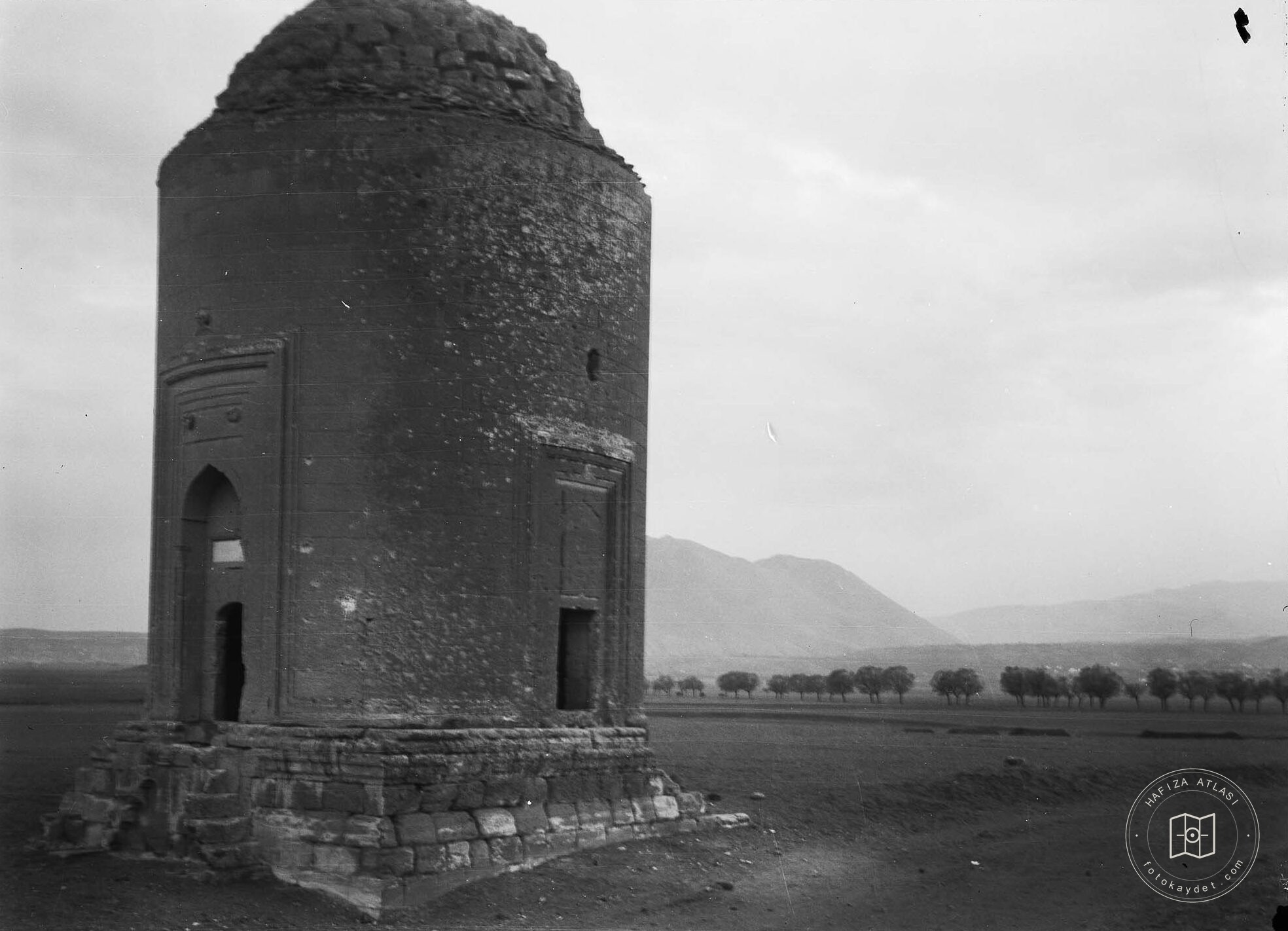 Secret Kümbet