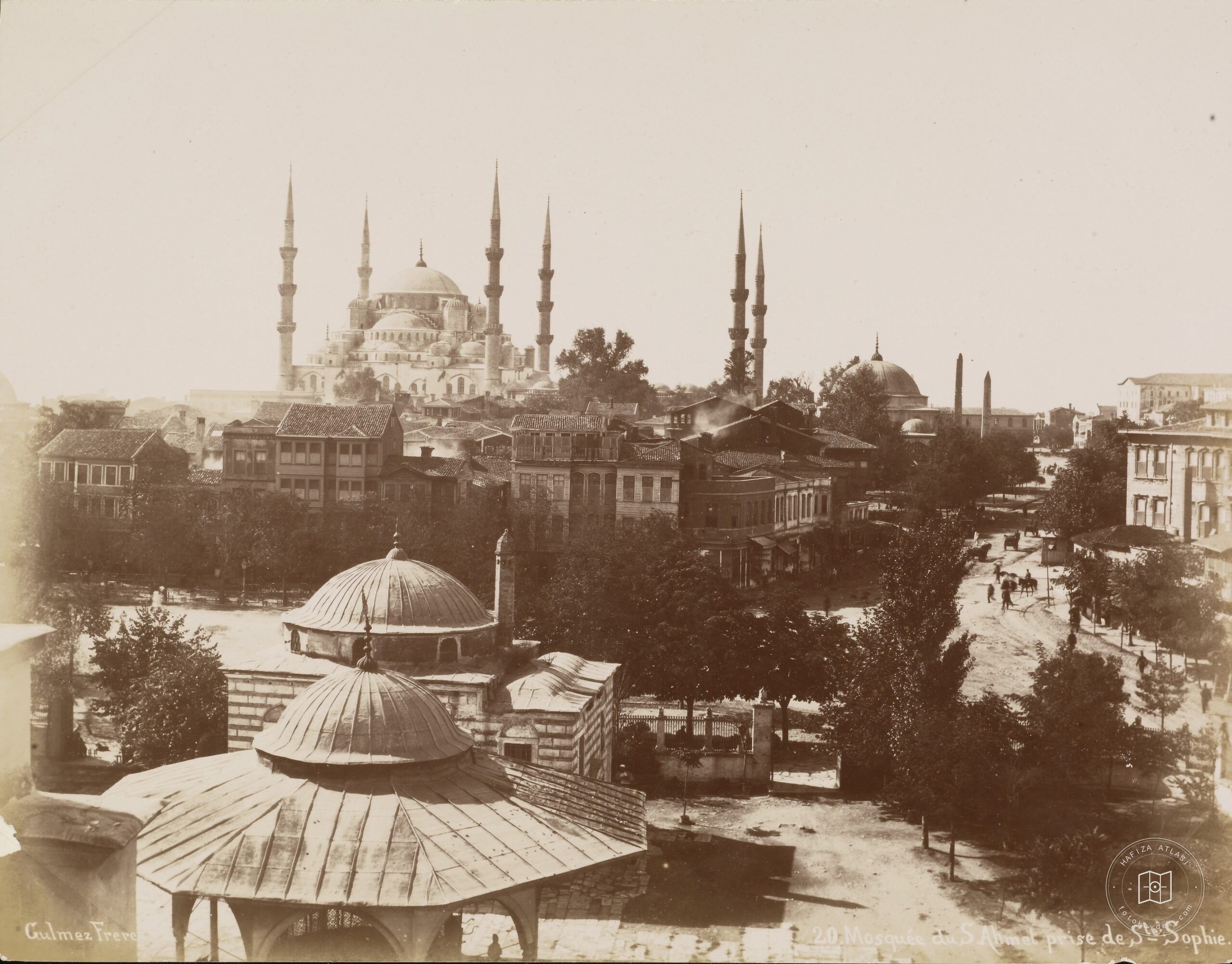 Ayasofya Üzerinden Sultanahmet Görünümü