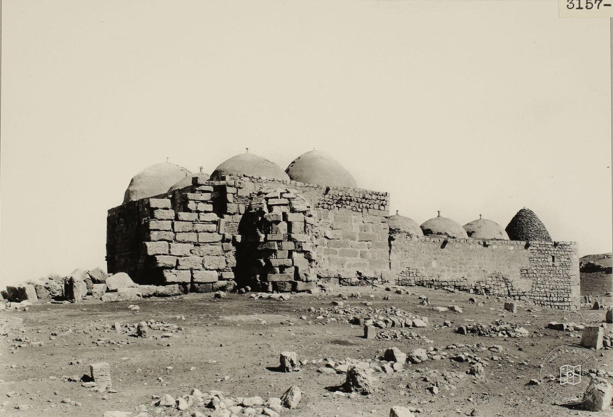 Hayat El-Harrani Türbesi