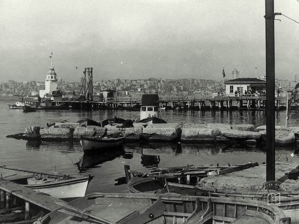 Salacak Scaffolding and Girl Tower