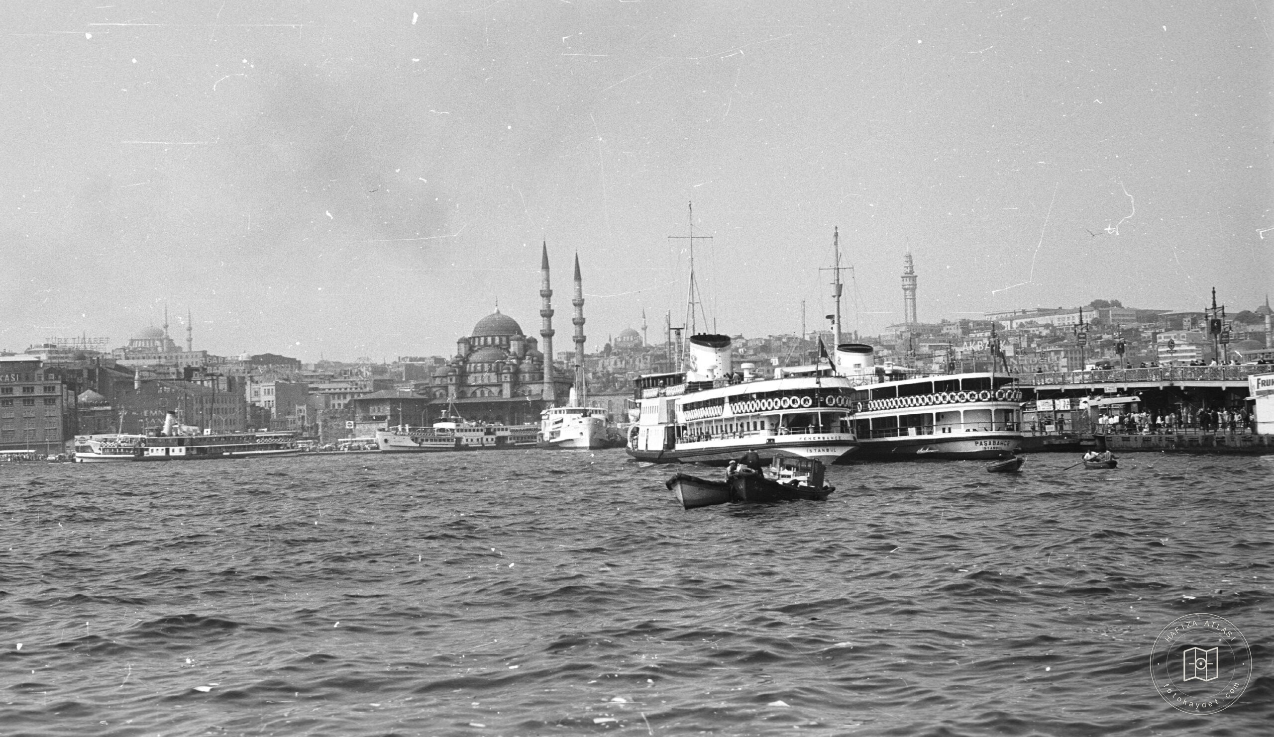 Karaköy’den Yeni Cami’ye Bakış