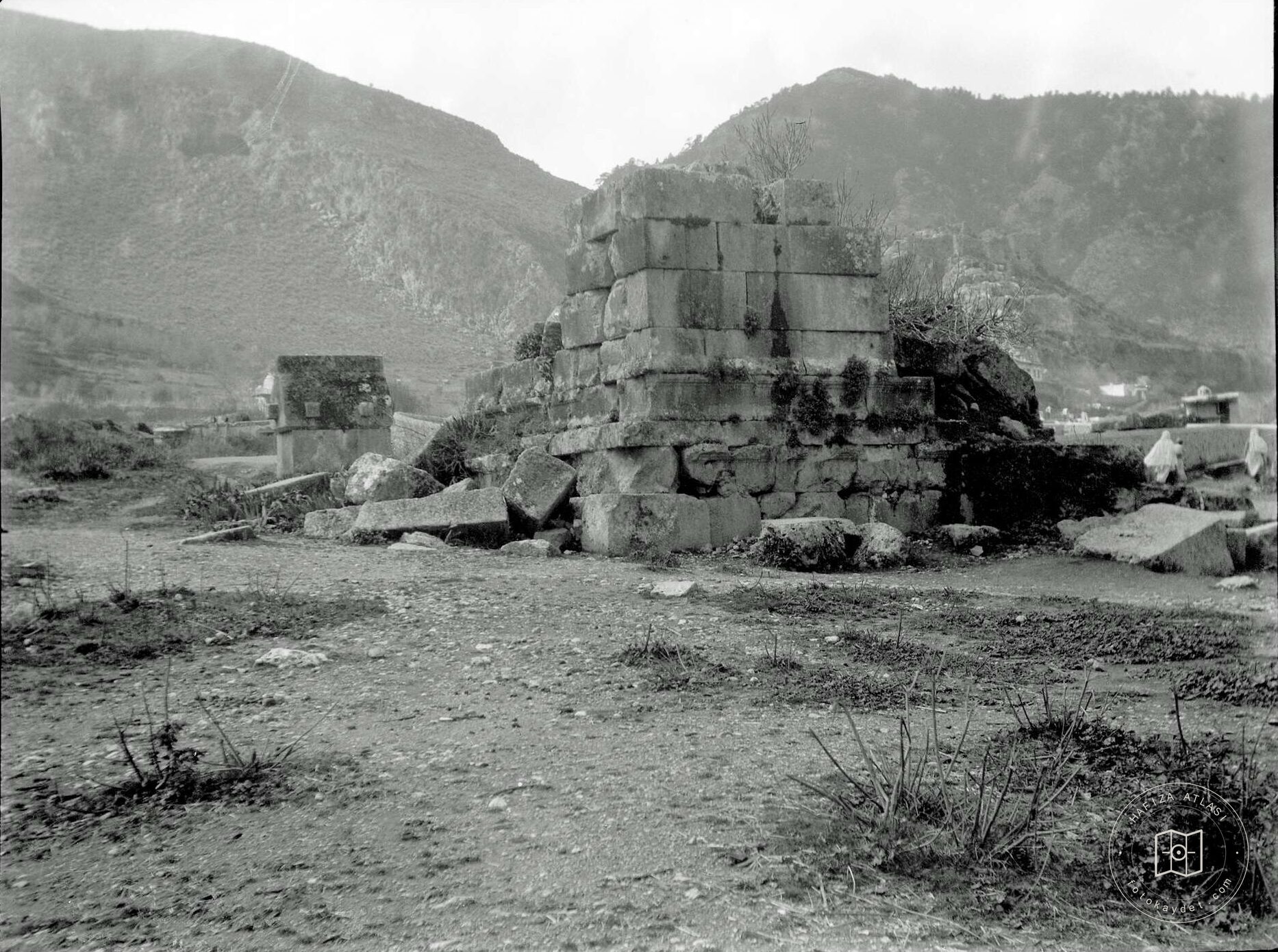 Telmessos: The Basic of a Structure of the Roman Period