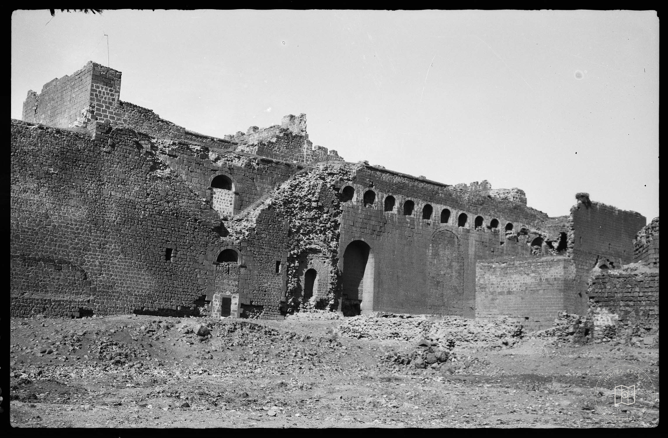 Diyarbakır Surlar; Waterrun Interior View on Urfa Gate