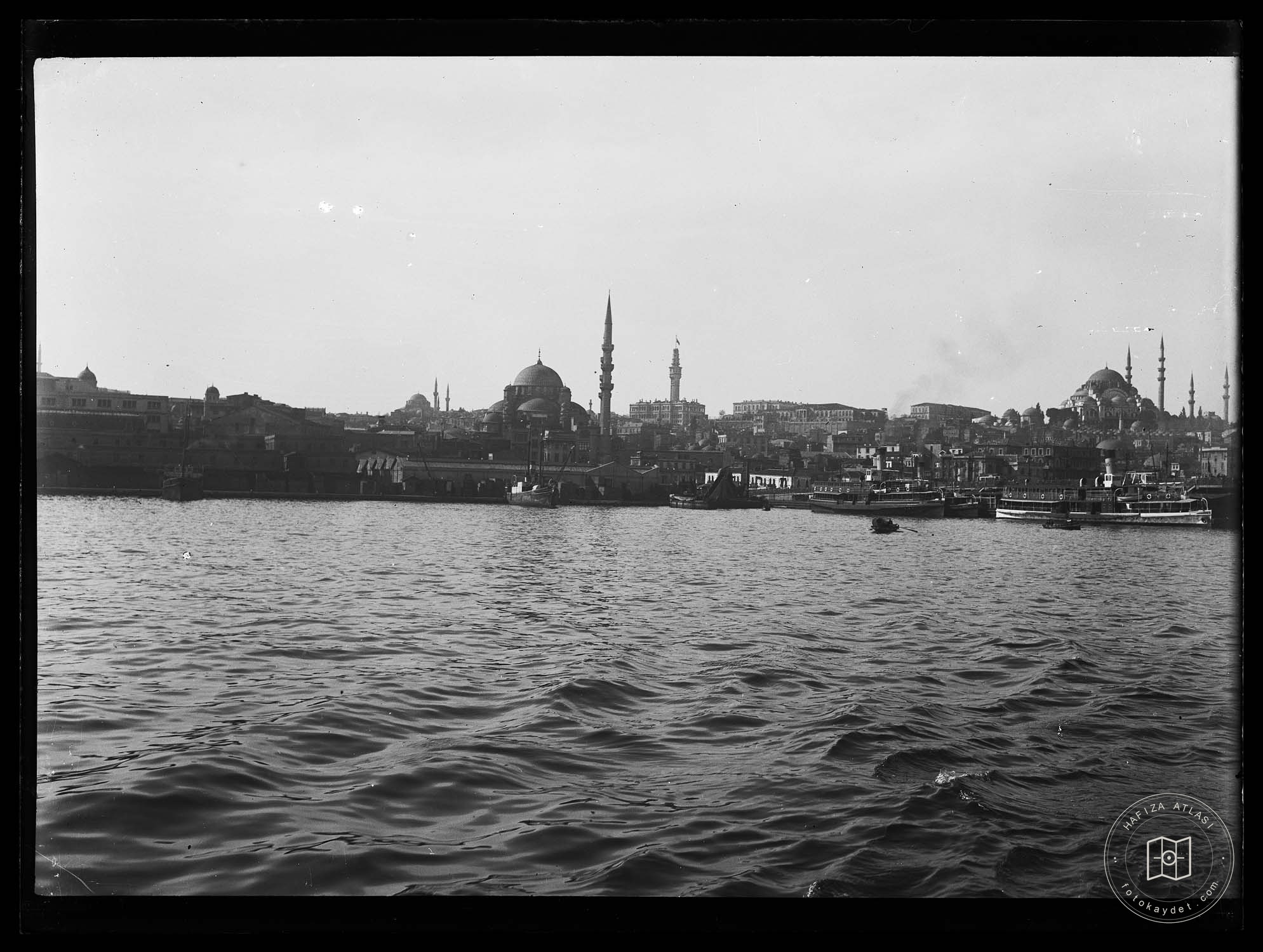 Golden Horn and New Mosque