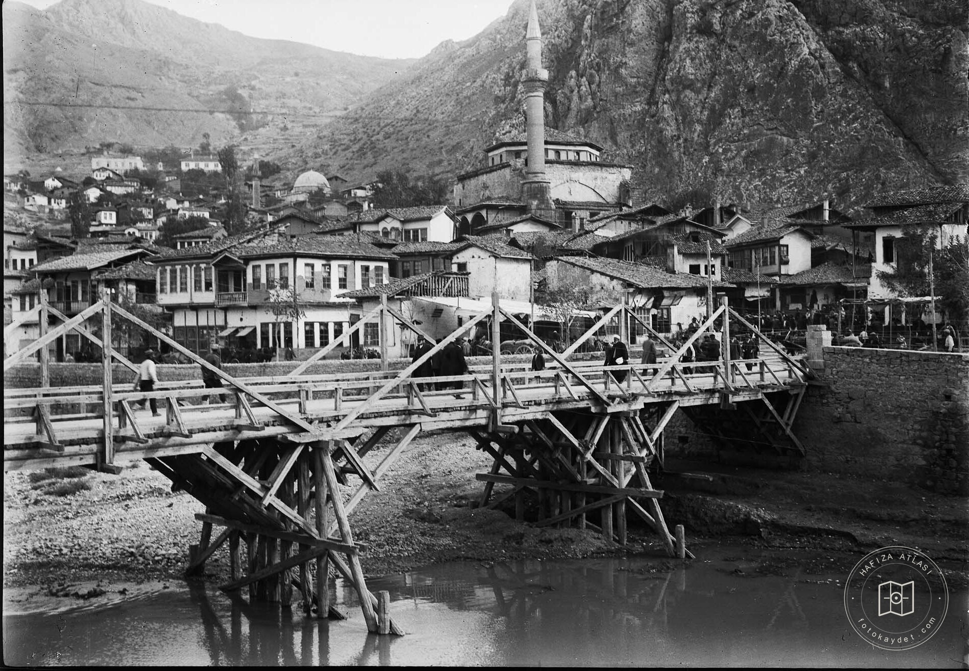 Amasya Government Bridge and Silver Mosque