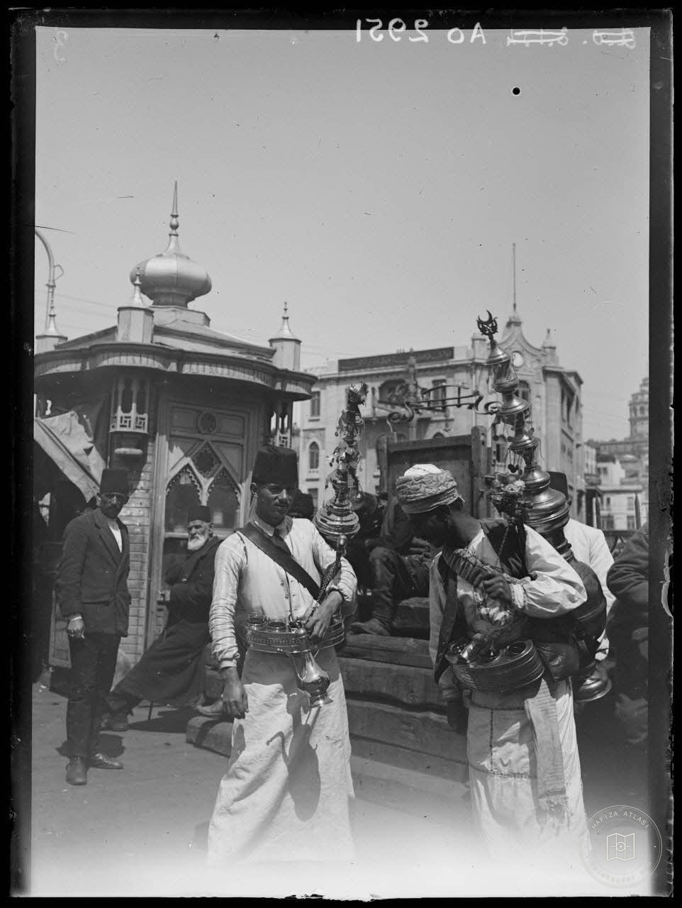 Karaköy Galata Köprüsü Girişi