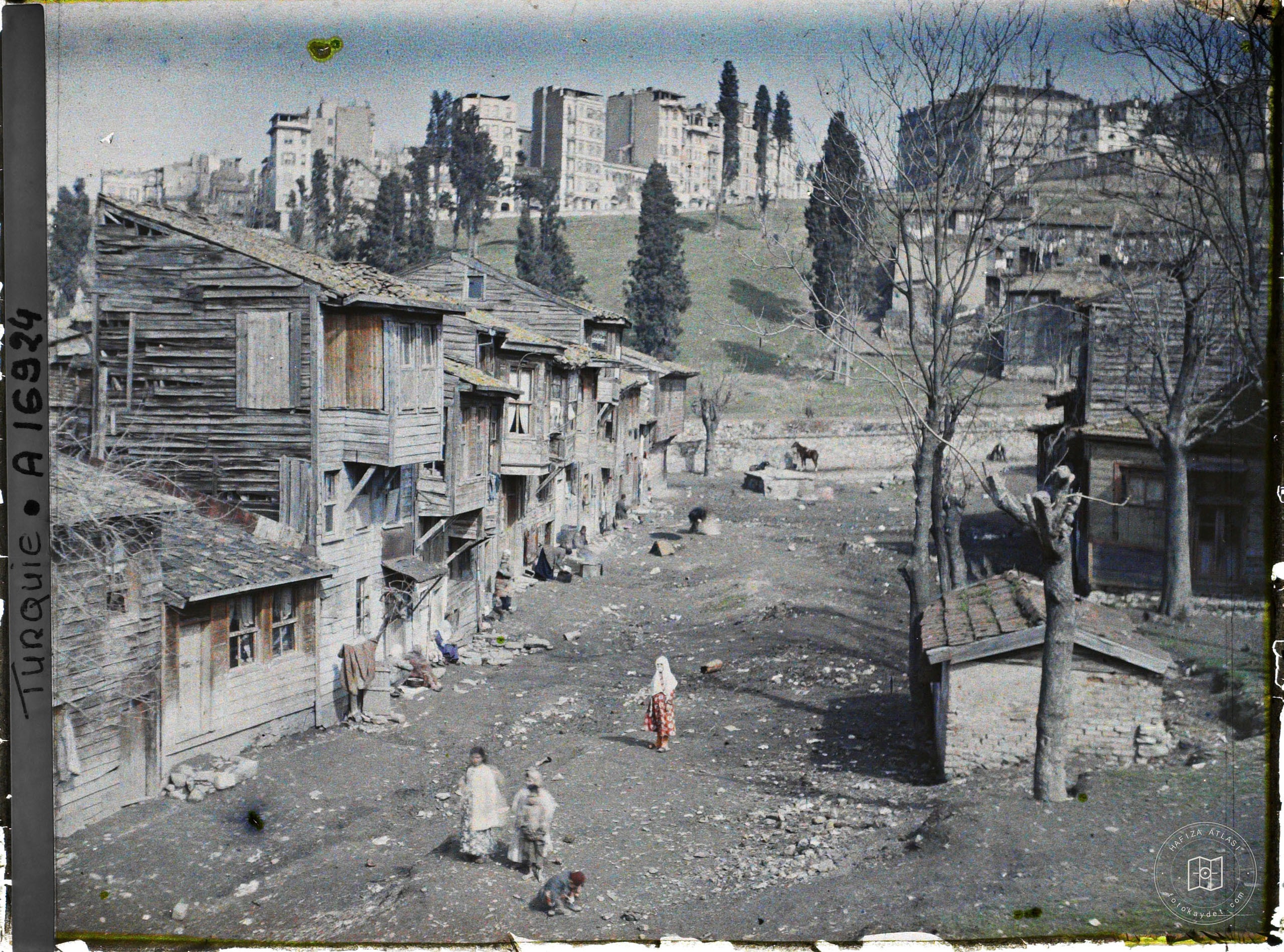 Kasımpaşa’dan Tepebaşı İstikametine Bakış
