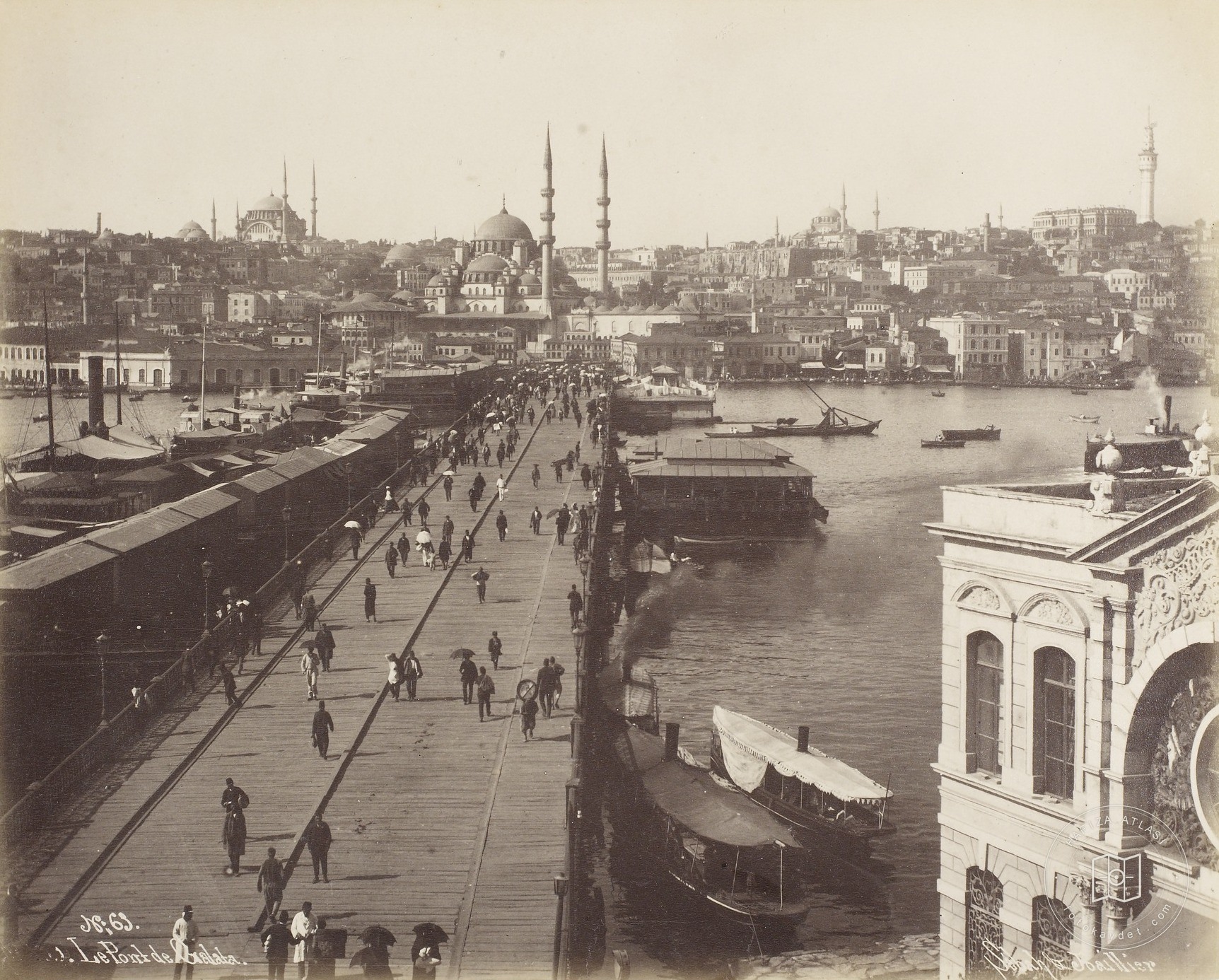 Galata Köprüsü ve Aziziye Karakolu