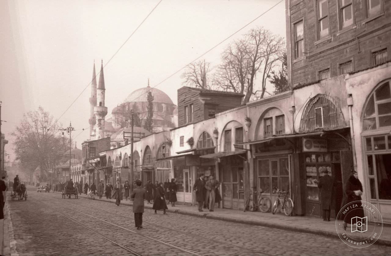 Intermittent and Checkout Ibrahim Pasha Mosque