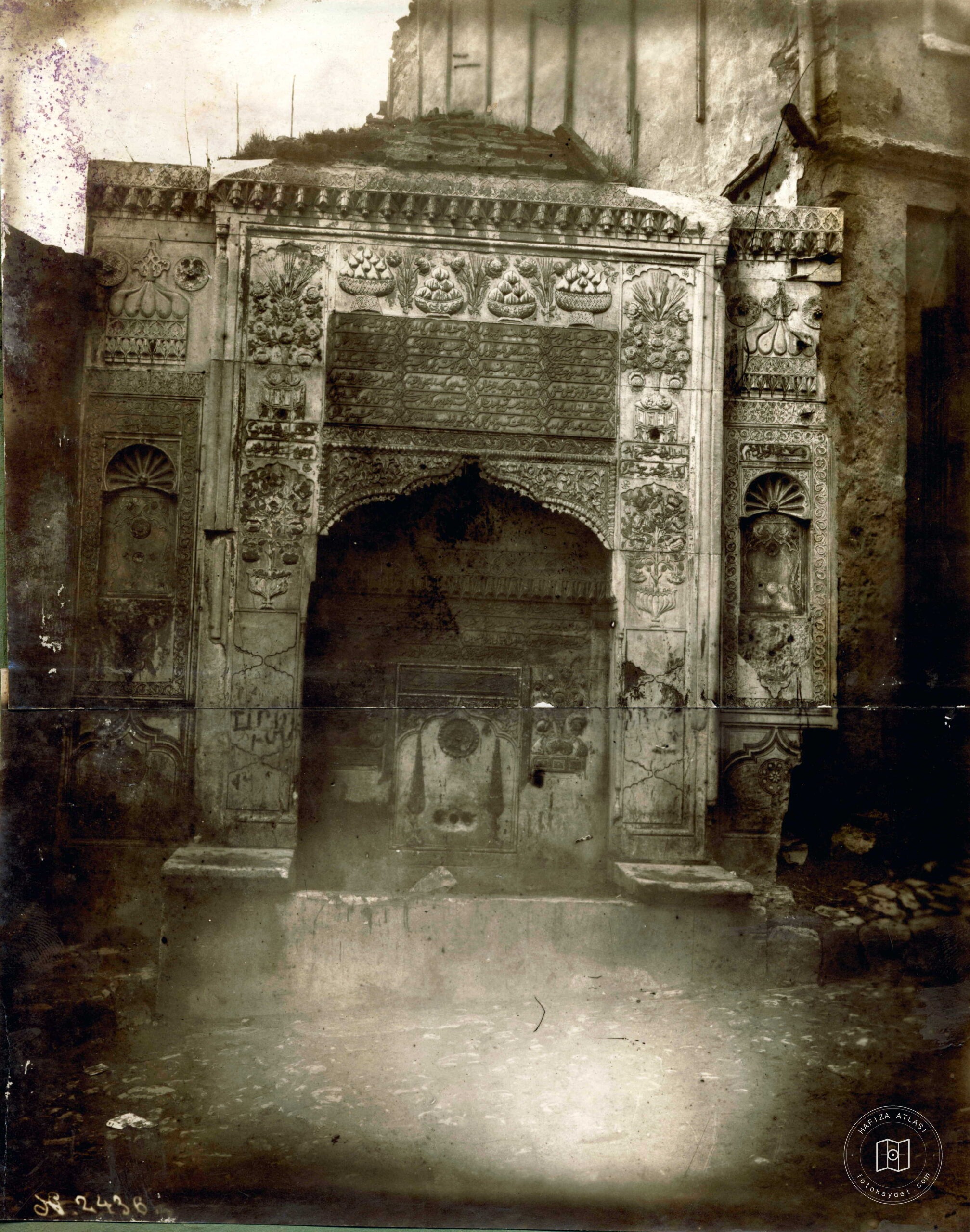Bereketzade Fountain