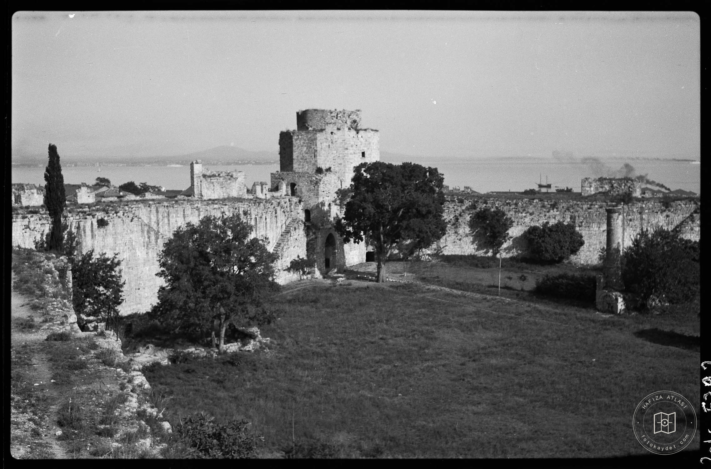 Yedikule Hisar Zindan Tower