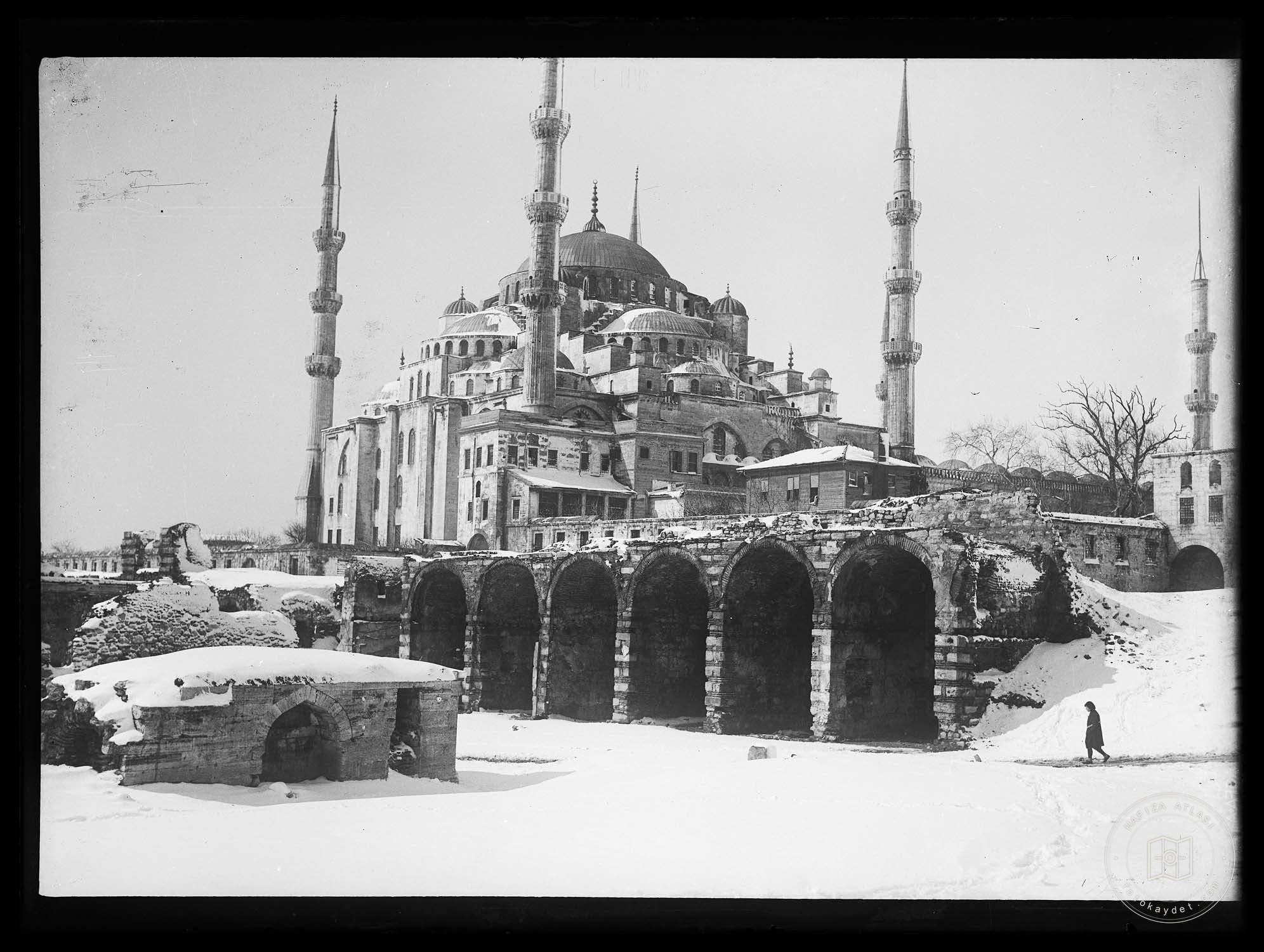 Sultan Ahmet Mosque and Arasta