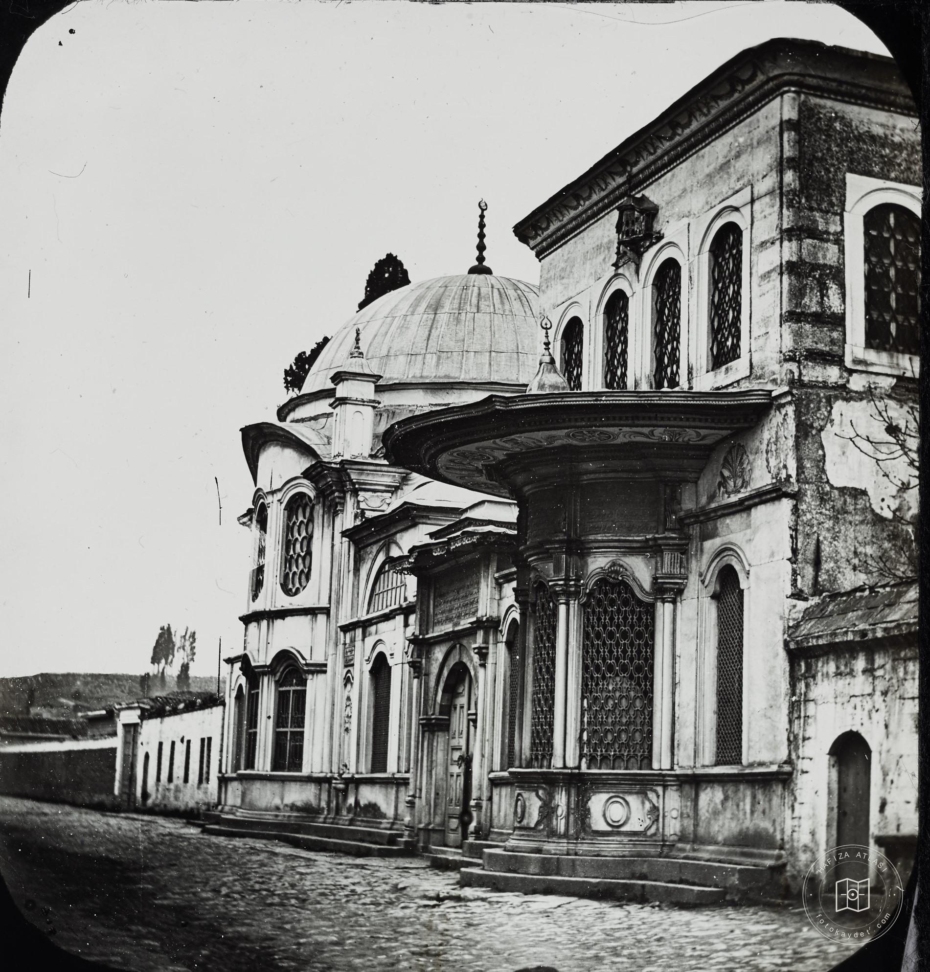 Şah Sultan Külliyesi