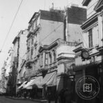 İstiklal Avenue’ndeki Hollanda Konsolosluğu Girişi