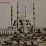 Selimiye Camii ve Önde Yemiş Kapanı Hanı
