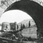 Pergamon Three Belt Bridge Gold From Red Hunting