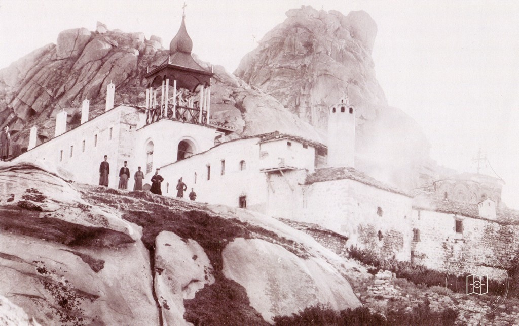 Pirlepe yakınlarında manastır