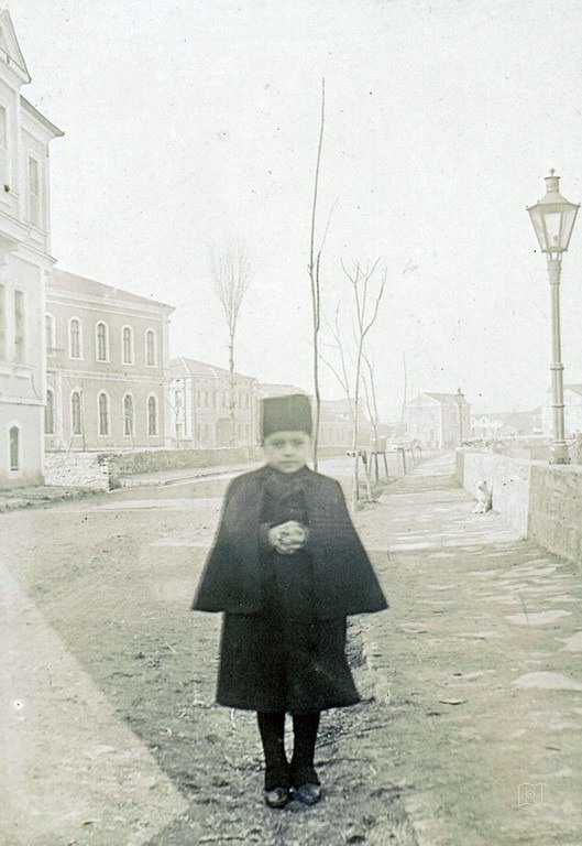 Üsküp’te Vardar kıyısındaki rıhtım