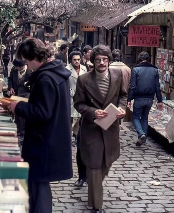 Beyazıt Sahaflar Çarşısı, 1977