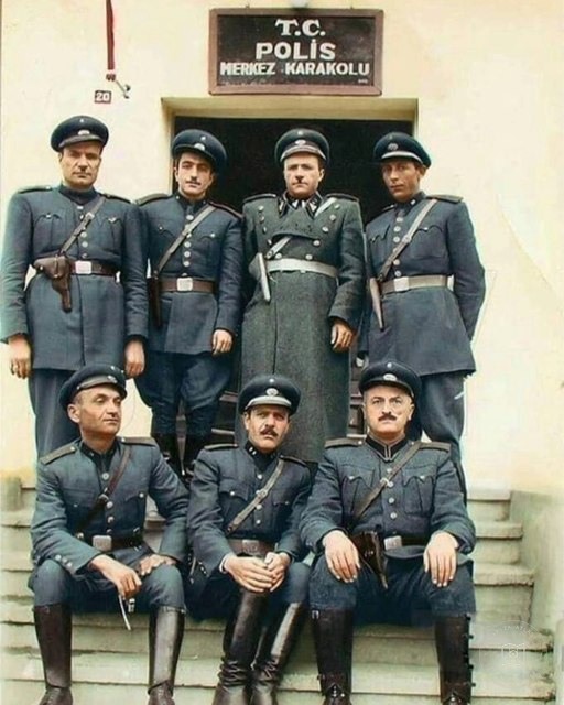 A police station in Istanbul, 1945