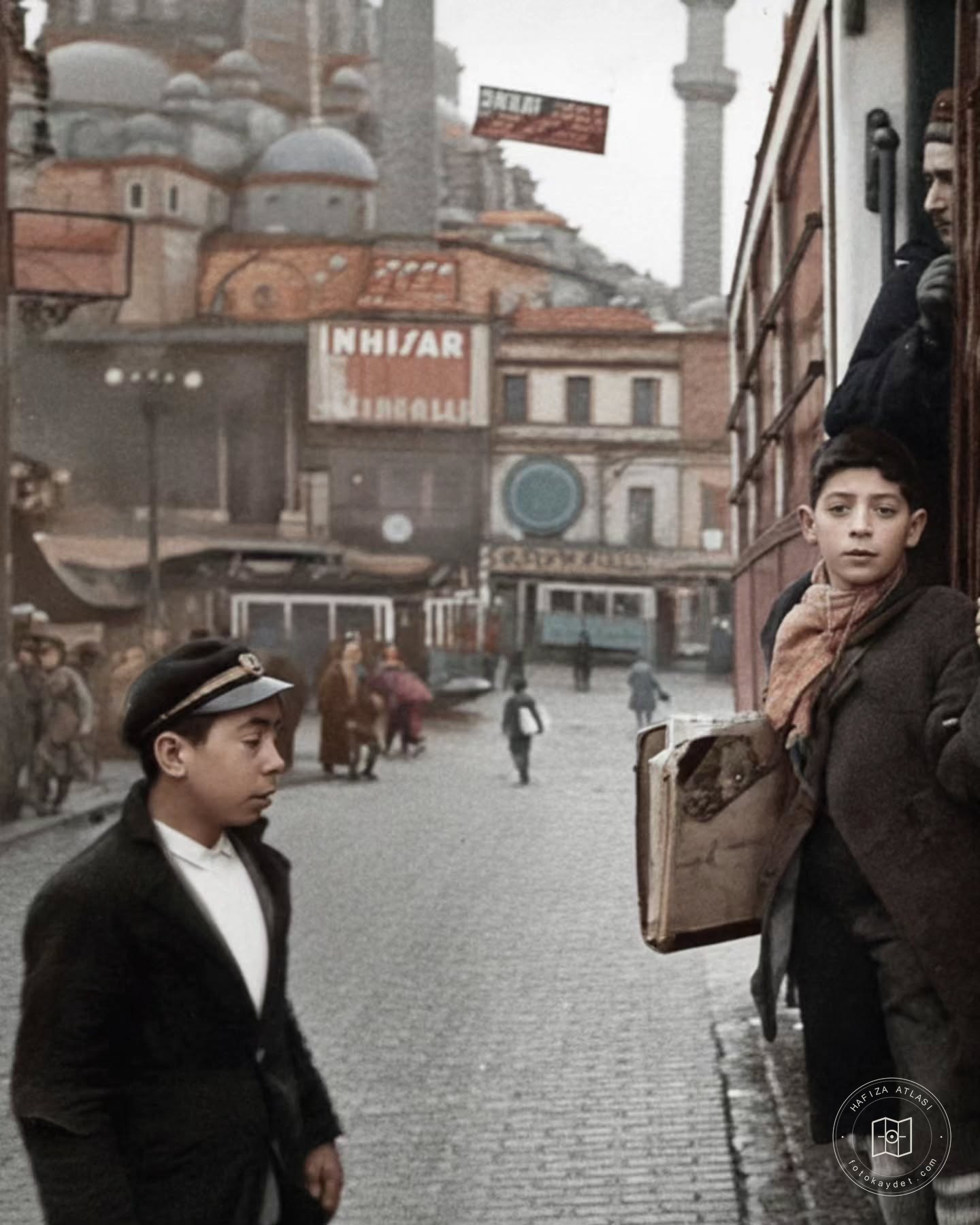 A newspaper boy and a tram in Eminönü, 1944