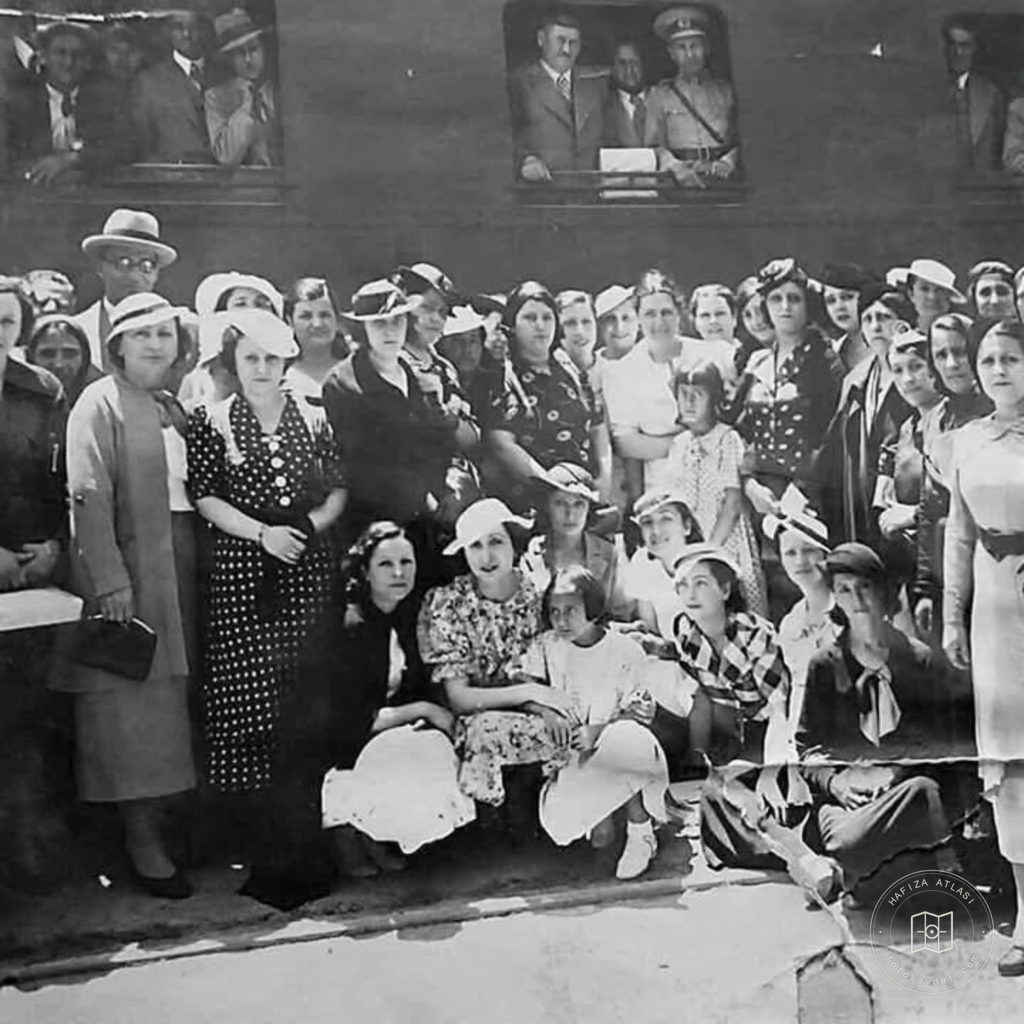 Elazığ’a ilk treni karşılayanlar, 1934