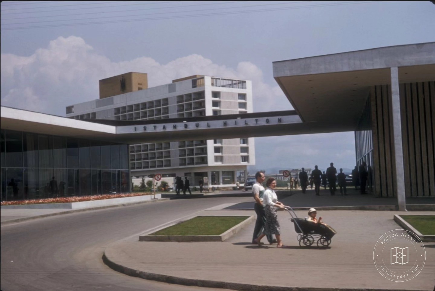 Harbiye Hilton Oteli, 1957